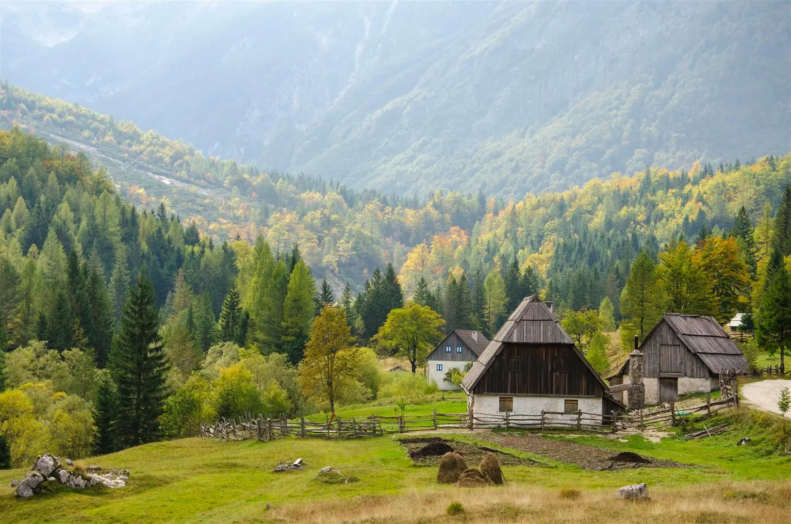 Zadnjica Valley