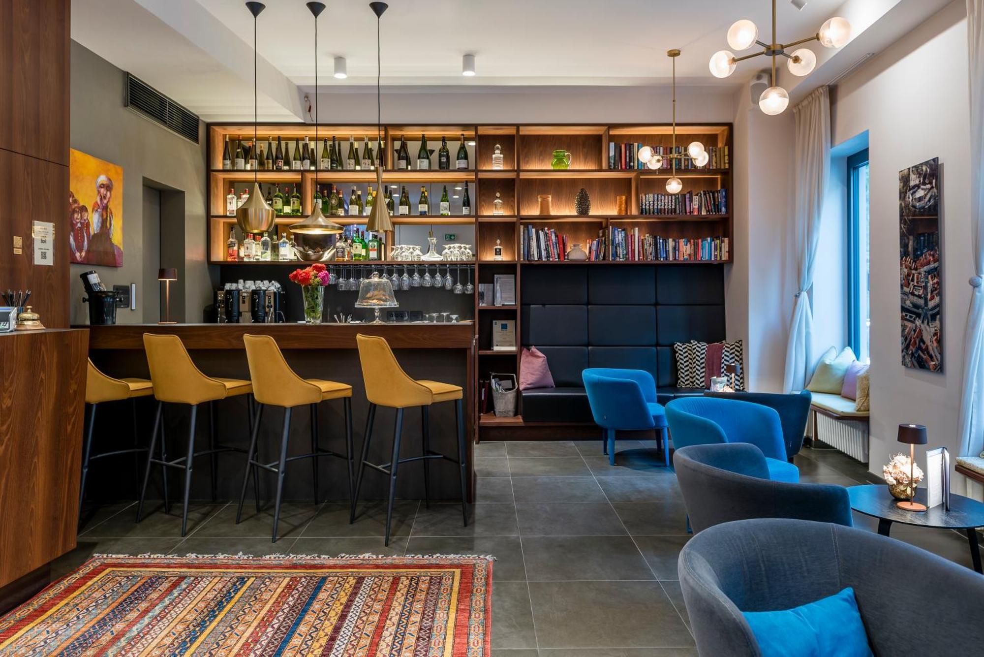 Hotel Mrak