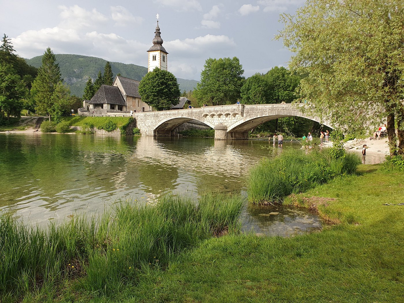 Ribčev Laz: best for first-time visitors
